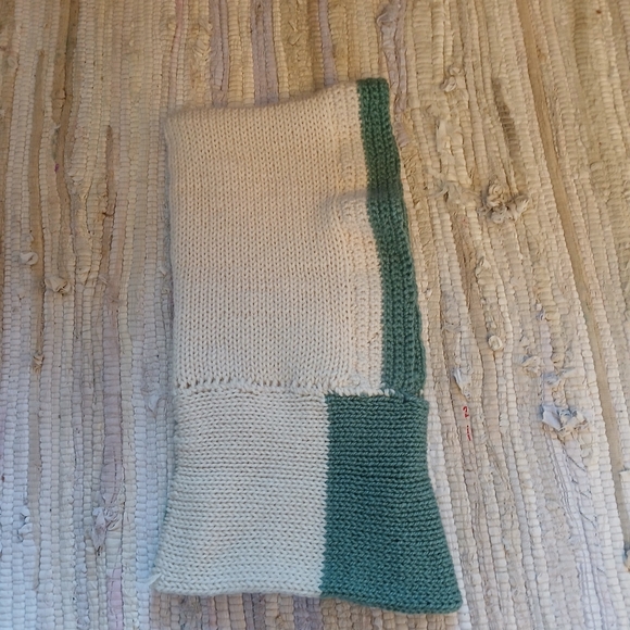 Womens Winter Hat with scarf included balaclava Beige& Green New - Picture 10 of 12